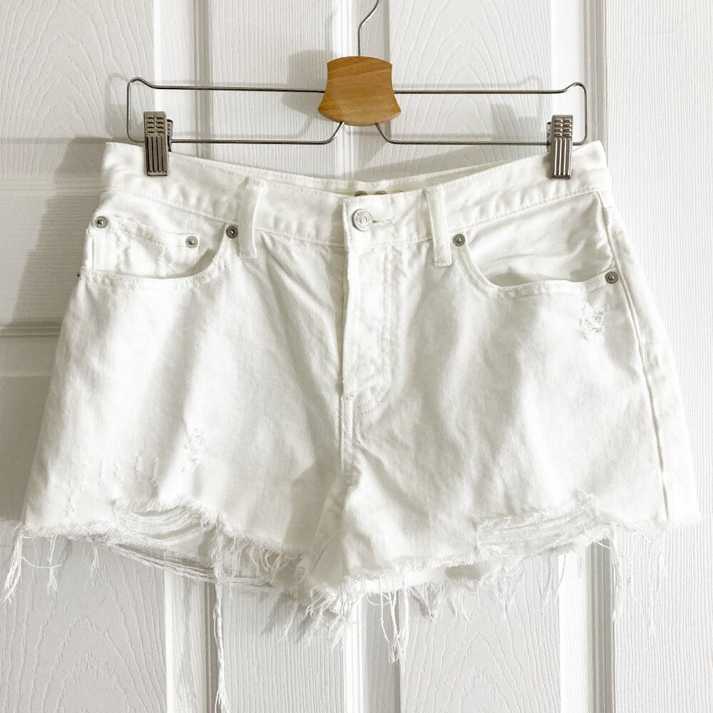 Free People We The Free Sofia High Rise White Denim Shorts Raw Hem Size 29